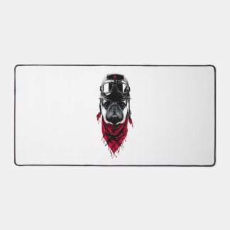 Adventurer Pug Bureaumat