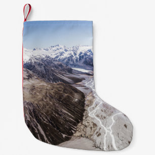 AERIAL UITZICHT VAN DE MOUNTAINERINGEN KLEINE KERSTSOK