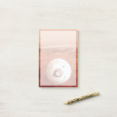 Aeroshell met doorzettingsvermogen Rover daalt naa Post-it® Notes (Op bureau)