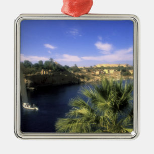 AF, Egypte, Opper-Egypte, Aswan. De Nijl Metalen Ornament