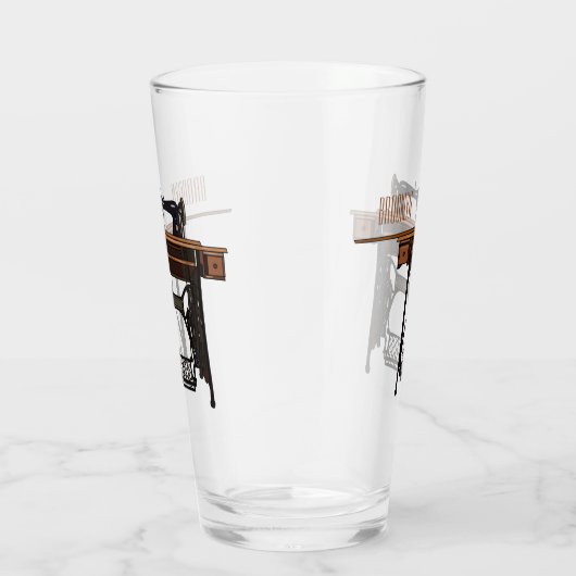 Afbeelding cartoon naaimachine glas (Rechts)