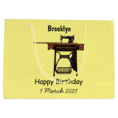 Afbeelding cartoon naaimachine groot cadeauzakje (Achterkant)