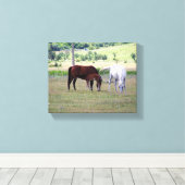 Afdrukken van omgevlekt Canvas, paardenfamilie (Insitu (Houten vloer))
