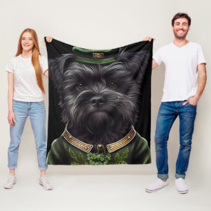 Affenpinscher-hond in St. Patrick's Day Dress Fleece Deken