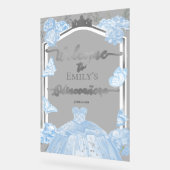 Affiche de bienvenue acrylique Quinceanera | Robe  (Angle)