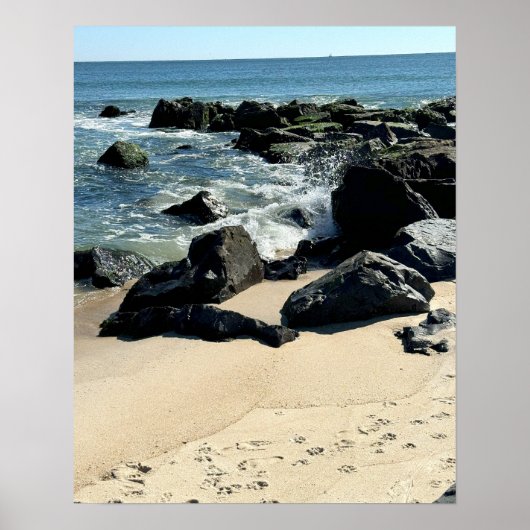 Affiche de rivage avec des rochers et des vagues (Devant)