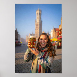 Affiche de voyage belge avec sourire sur la place