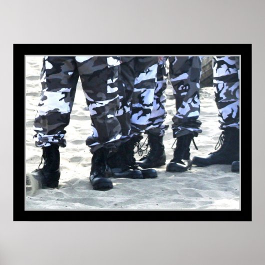 Affiche des bottes militaires (Devant)
