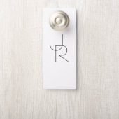 Affichette De Porte Initiales superposées | Noir sur blanc (Sur le bouton)
