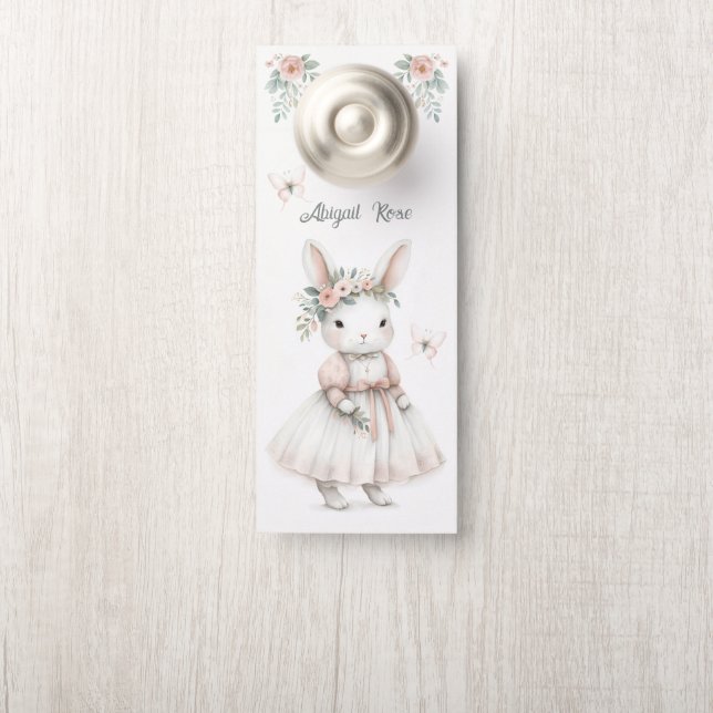 Affichette De Porte Lapin en robe (Sur le bouton)