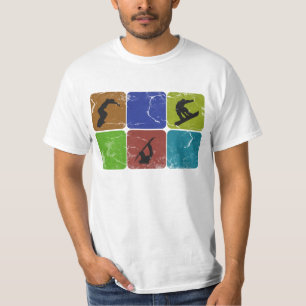 Affligé faisant du surf des neiges le T-shirt