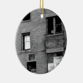 Afgedankte ruimte voor huur keramisch ornament (Rechts)