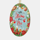 Afgelopen Kerstmis als Miss Festive Xmas Wreate Keramisch Ornament (Links)