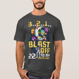 Afgelopen naar mijn 22e Zonnebaan, 22e verjaardag T-shirt