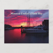 Afgemeerd onder een roze lucht, Hartlepool Marina