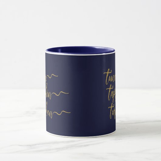 Afgestemd in Elegant Navy Law of Attraction Script Mok (Midden)