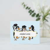 Afgestudeerde pinguïns met spandoek aankondiging (Staand voorkant)