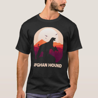 Afghaanse hond onder Moon voor Halloween Costume T-shirt
