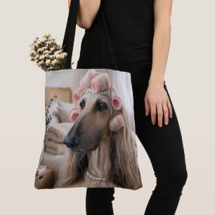 Afghaanse windhond met roze spons krultangen draagtas