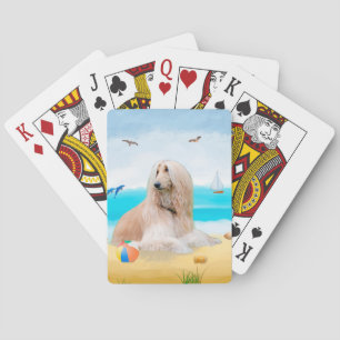 Afghaanse windhond op het strand pokerkaarten