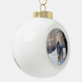Afghan Hound Laat Het Sneeuw Kerstmis Keramische Bal Ornament (Links)