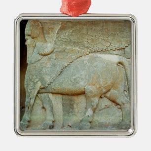 Aflossing van een antropomorfe stier metalen ornament