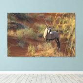 African Wildlife Oryx Antelope Sand Dune Savannah Canvas Afdruk (Insitu (Houten vloer))