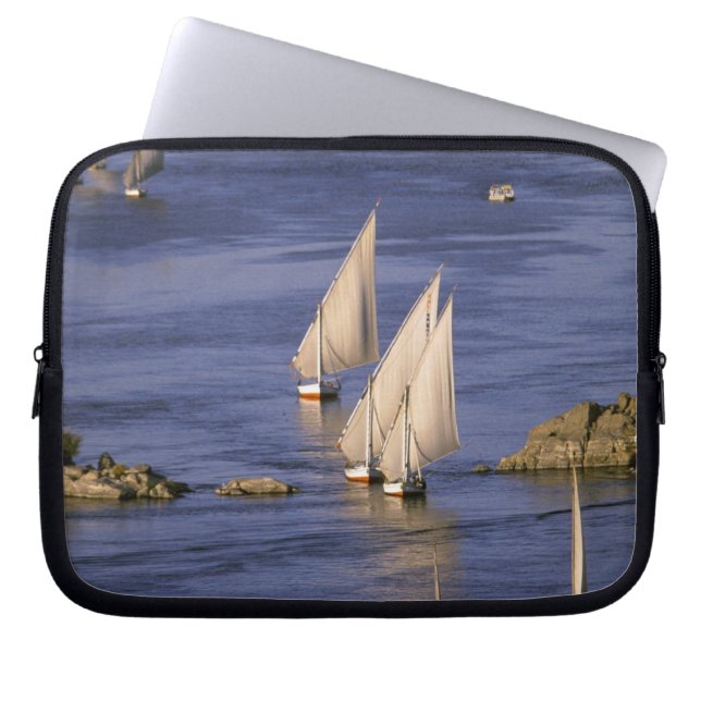 Afrika, Egypte, Opper-Egypte, Aswan. Feluccas Laptop Sleeve (Voorkant)