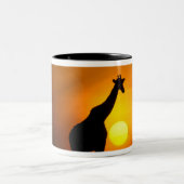 Afrika, Kenia, Masai Mara. Giraffe (Giraffe) Tweekleurige Koffiemok (Center)