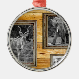 Afrika. Metalen Ornament