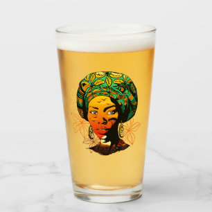 Afrikaans vrouwenportret met zonsondergang glas