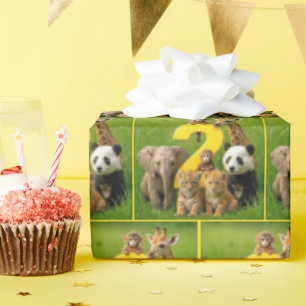 Afrikaanse babydieren met een grote twee cadeaupapier