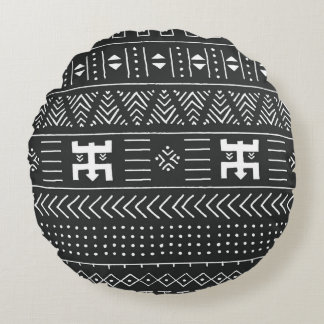 Afrikaanse stamkunst: geometrische zwart-wit rond kussen