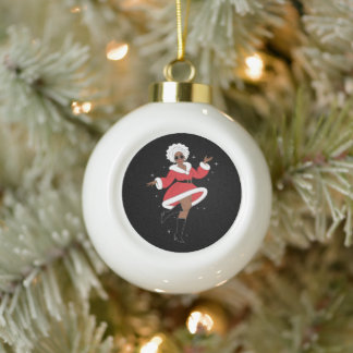 Afro-Amerikaans meisje Sinterklaas dansend Kerstmi Keramische Bal Ornament