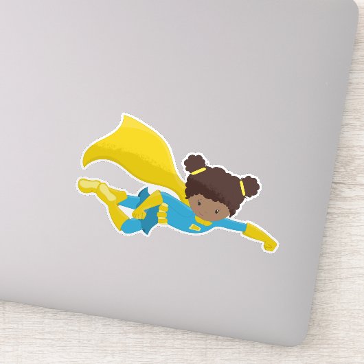 Afro-Amerikaans meisje, Superheldin, Gele cape Sticker (Detail)