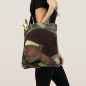 Afro mama draagtas (Dichtbij)