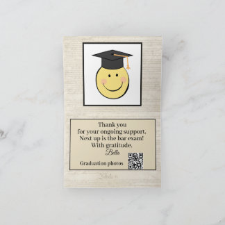 Afscheidfoto van afgestudeerde juridisch assistent bedankkaart