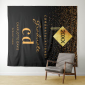 Afscheidsparty zwart goud afgestudeerd monogram wandkleed (In Situ (horizontaal))