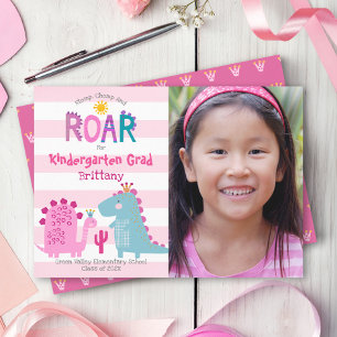 Afstudeer Kleuterschool Foto Dinosauriërs Meisje S Aankondiging