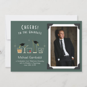 Afstudeeraankondiging met hoed en cocktail kaart