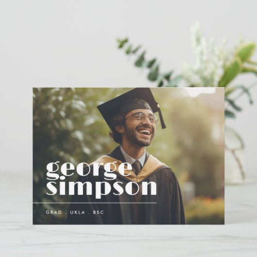 Afstudeerder Bewerkbaar vet script Afstuderen twee Aankondiging (Staand voorkant)