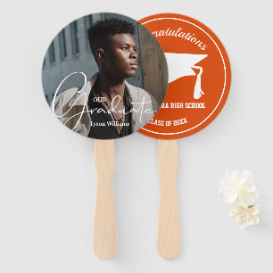 Afstudeerder Pet Modern Afstuderen Foto Sinaasappe Handwaaier