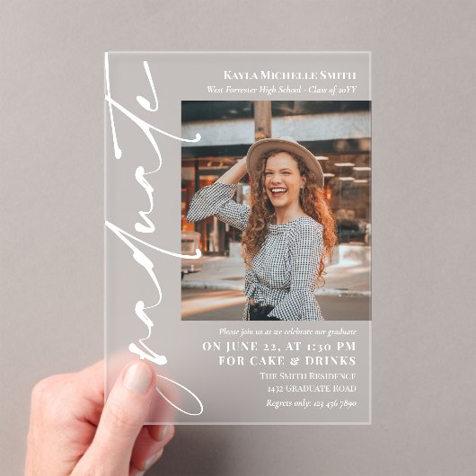 Afstudeerfeest met witte handtekening-script acryl uitnodigingen (Insitu (Draagbaar))