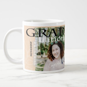 Afstudeerposter gestileerde foto beige extra grote beker