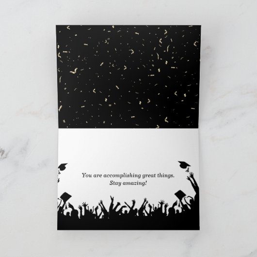 Afstuderen 2025 met wit Pet en Confetti Kaart (Binnen)