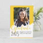 Afstuderen Aankondiging Foto Yellow 2023 (Staand voorkant)