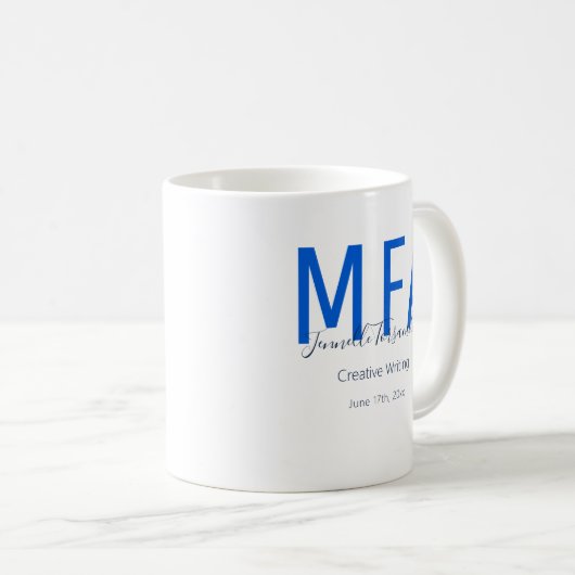 Afstuderen blauwe datumnaam Mate MFA Koffie-Mok Koffiemok (Voorkant rechts)