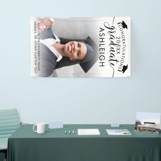 Afstuderen Foto Elegant Black Script Class Year Spandoek (Beurs)