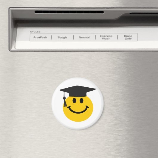 Afstuderen gezicht met afstuderen pet magneet (Insitu (Vaatwasser))