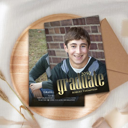 Afstuderen minimalistische fototypografie goud aankondiging